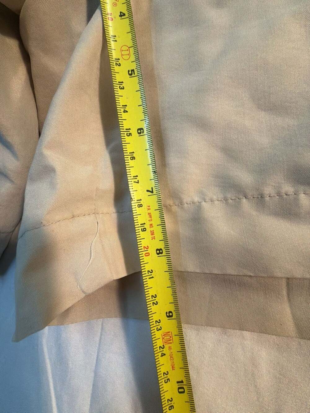 Crazy Horse A Liz Claiborne Company Women's Tan Tencel-Blend Casual Shorts 10 - Picture 5 of 6